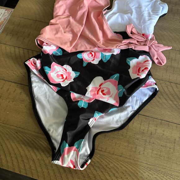 Summer Mae V-Neck Floral Tummy Control One Piece NWT - XL - Picture 3 of 8